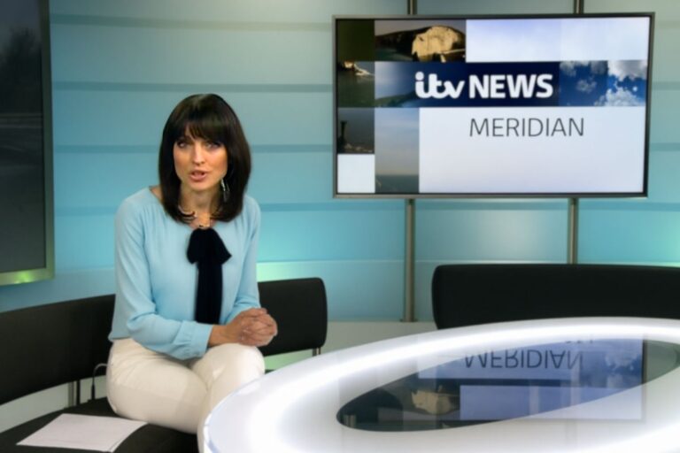 what is ITV news anchor amanda piper date of birth