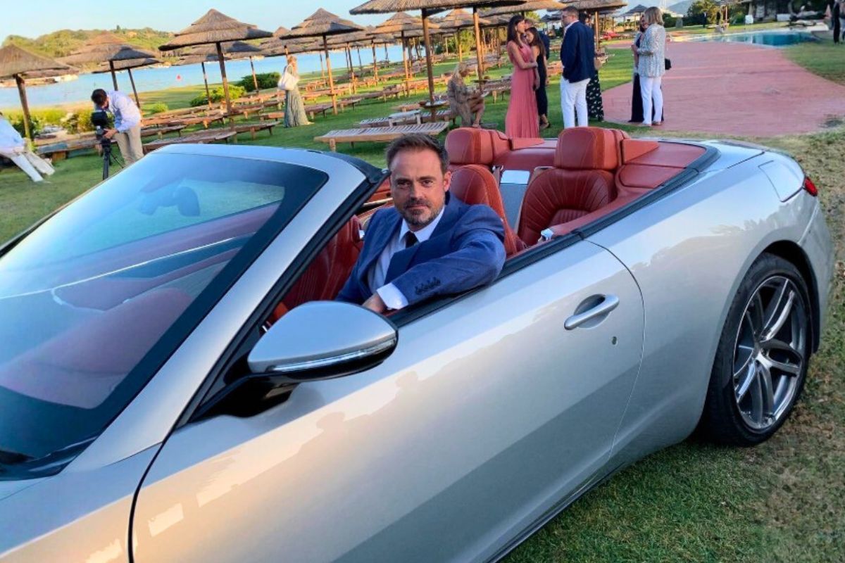 jamie theakston net worth and assets