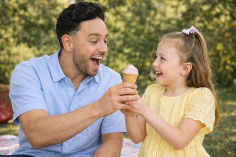 elsie-rose thomas - english actor adam thomas daughter