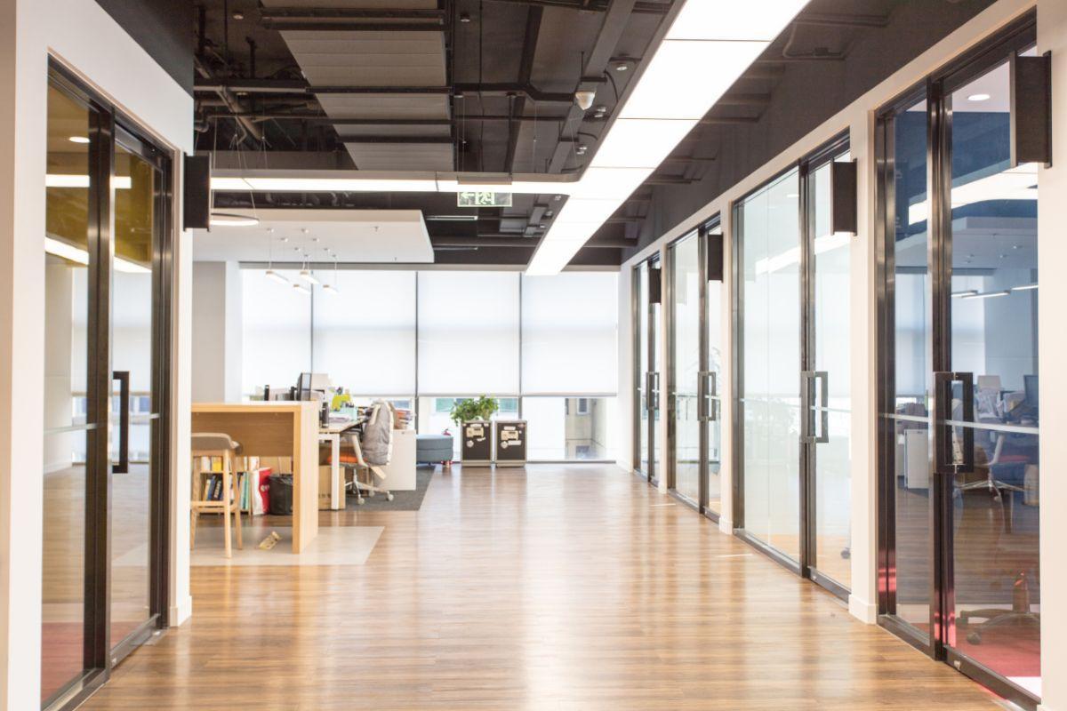 why uk businesses are paying for unused office space